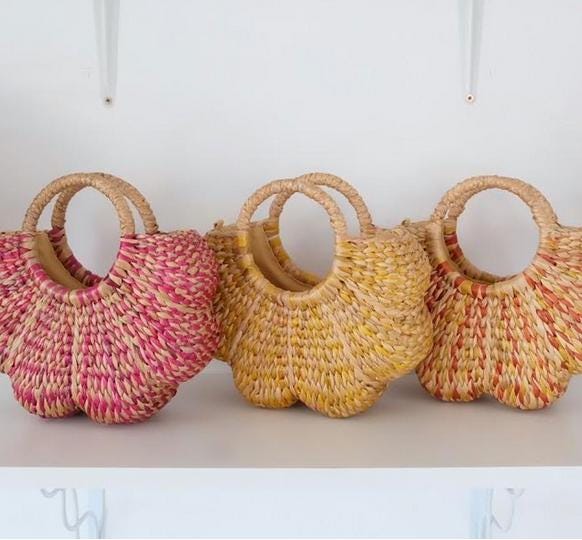 Scallop Water Hyacinth Flower Shape Handbag - Orange
