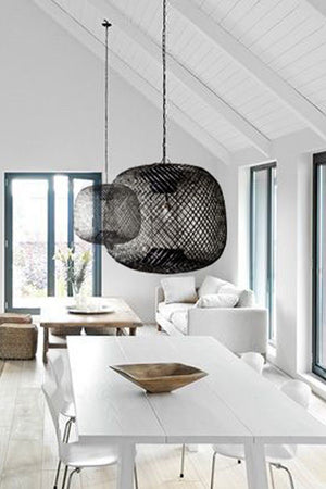 4 SIMPLE, YET ELEGANT STYLE FOR YOUR INTERIOR WITH RUSTIC STYLE CHANDELIER