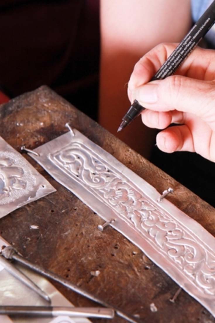 THE MISERABLE ENDING OF THAI SILVERWARE IN BANGLAMPOO ถึงจุดสิ้นสุดของขันเงินไทยในย่านบางลำพู