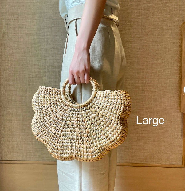 Flower Scallop Handbag - Water hyacinth - Violet